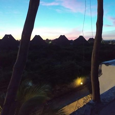 Twiga House Resort Piscina ☆☆☆☆☆ Pearl Beach Watamu Ngoại thất bức ảnh