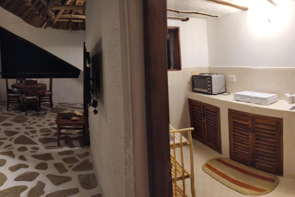 Twiga House Resort Piscina ☆☆☆☆☆ Pearl Beach Watamu Ngoại thất bức ảnh
