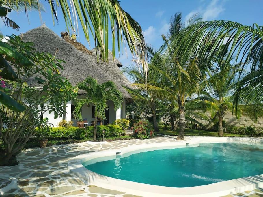 Twiga House Resort Piscina ☆☆☆☆☆ Pearl Beach Watamu Ngoại thất bức ảnh